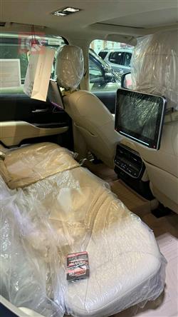 تۆیۆتا لاند کروزەر